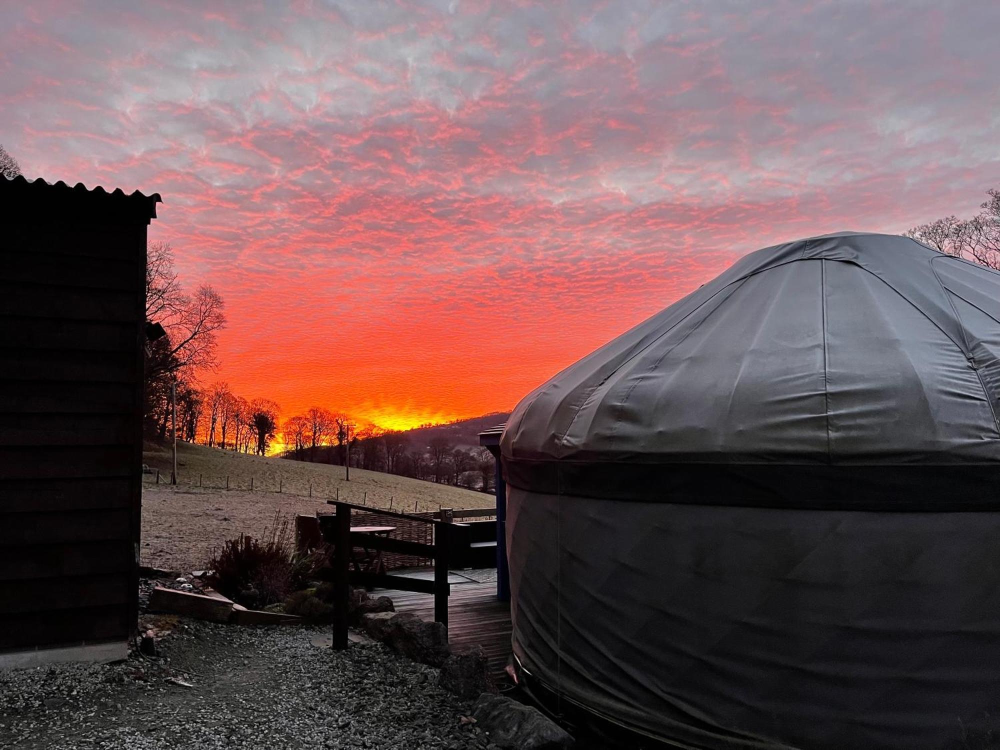 Sunbank Yurt Hotel Llangollen Kültér fotó
